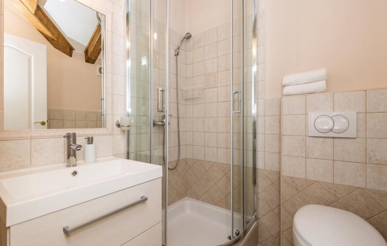 Villa Sirotnjak Ловран Екстериор снимка